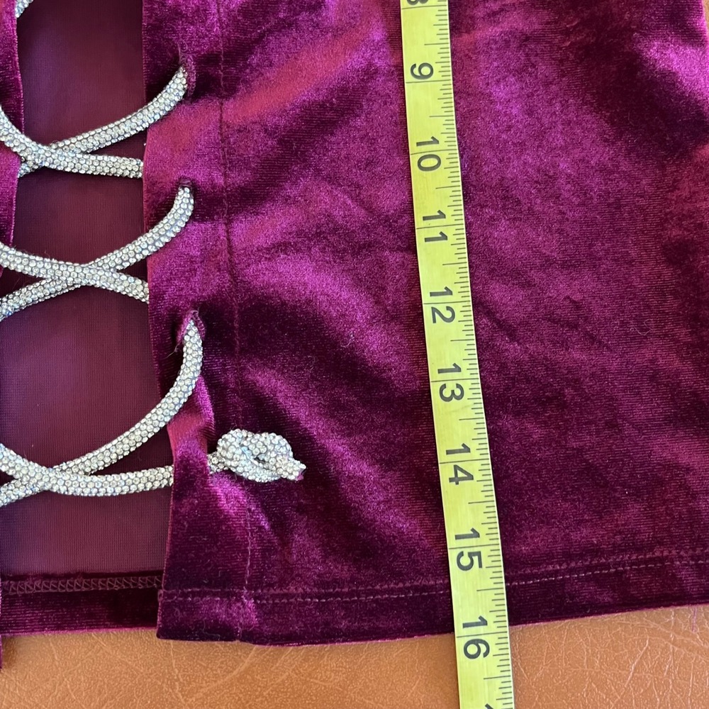 Love J Velvet Lace Up Crop Top Burgundy Sleeveless Large - Picture 9 of 9